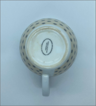 Bottom profile of the cup, the object is places Up-side-down